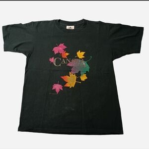 Vintage 90s Canada Maple Leaf T-shirt
